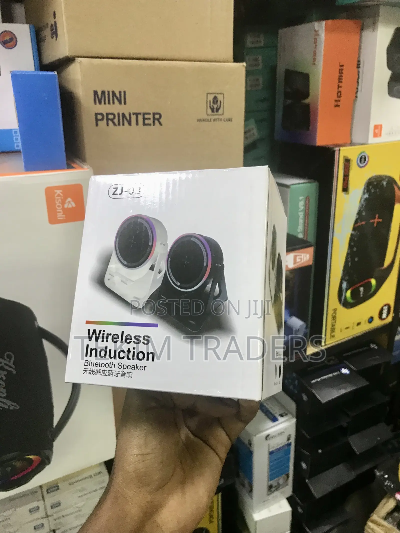 Zj-08 Wireless Induction Bt Speaker - 5-in-1 Phone Stand + RGB