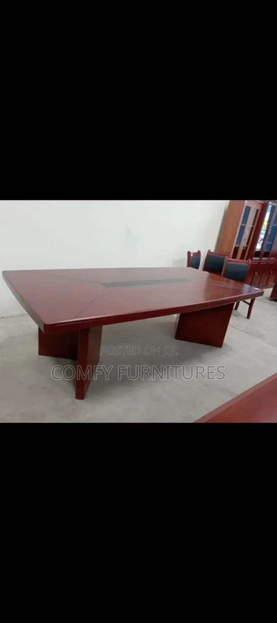 3.5 Boardroom Table