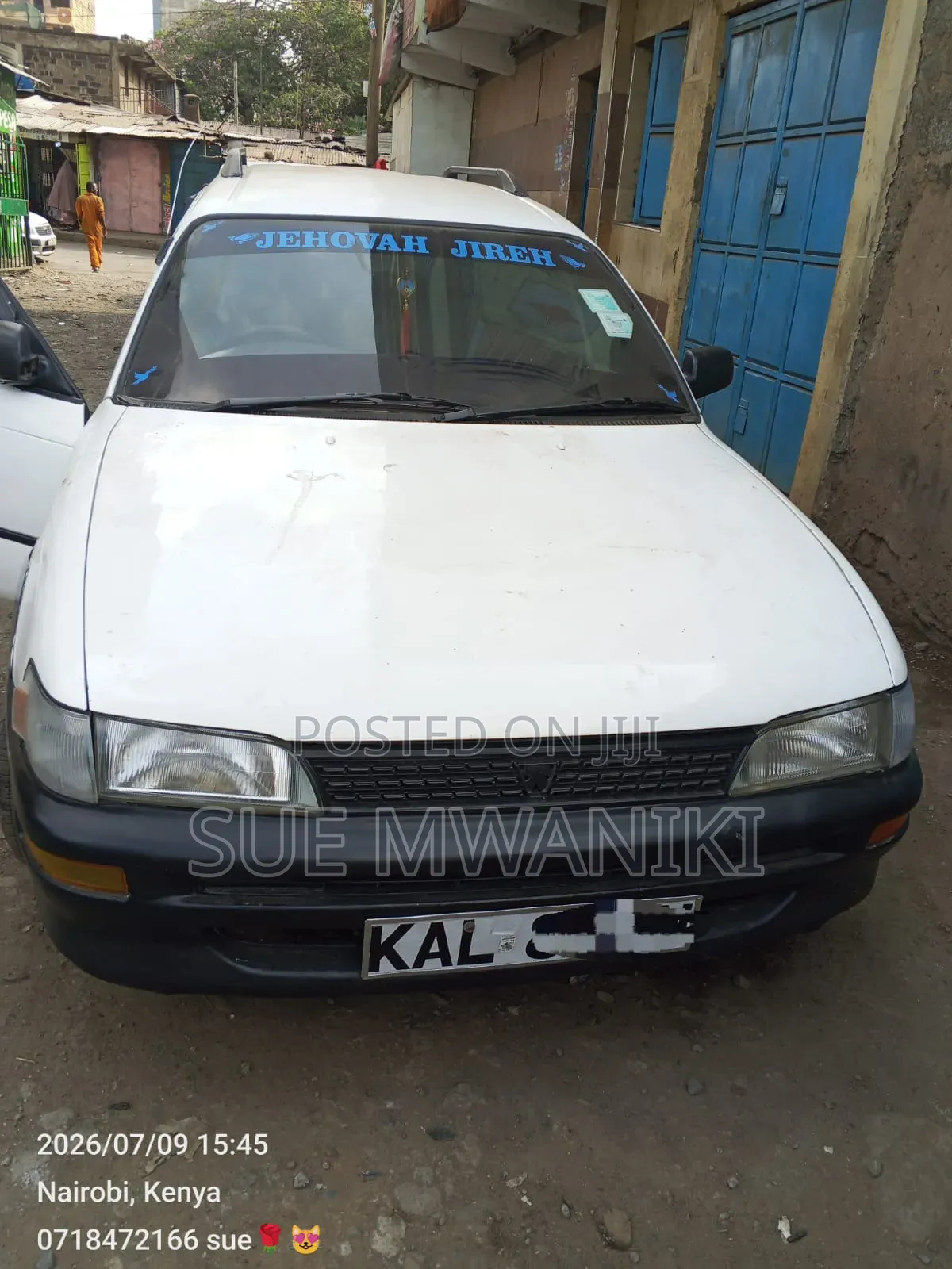 Toyota Corolla 2001 White