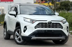 Toyota RAV4 2020 White