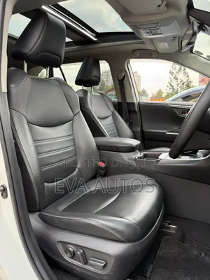 Toyota RAV4 2020 White