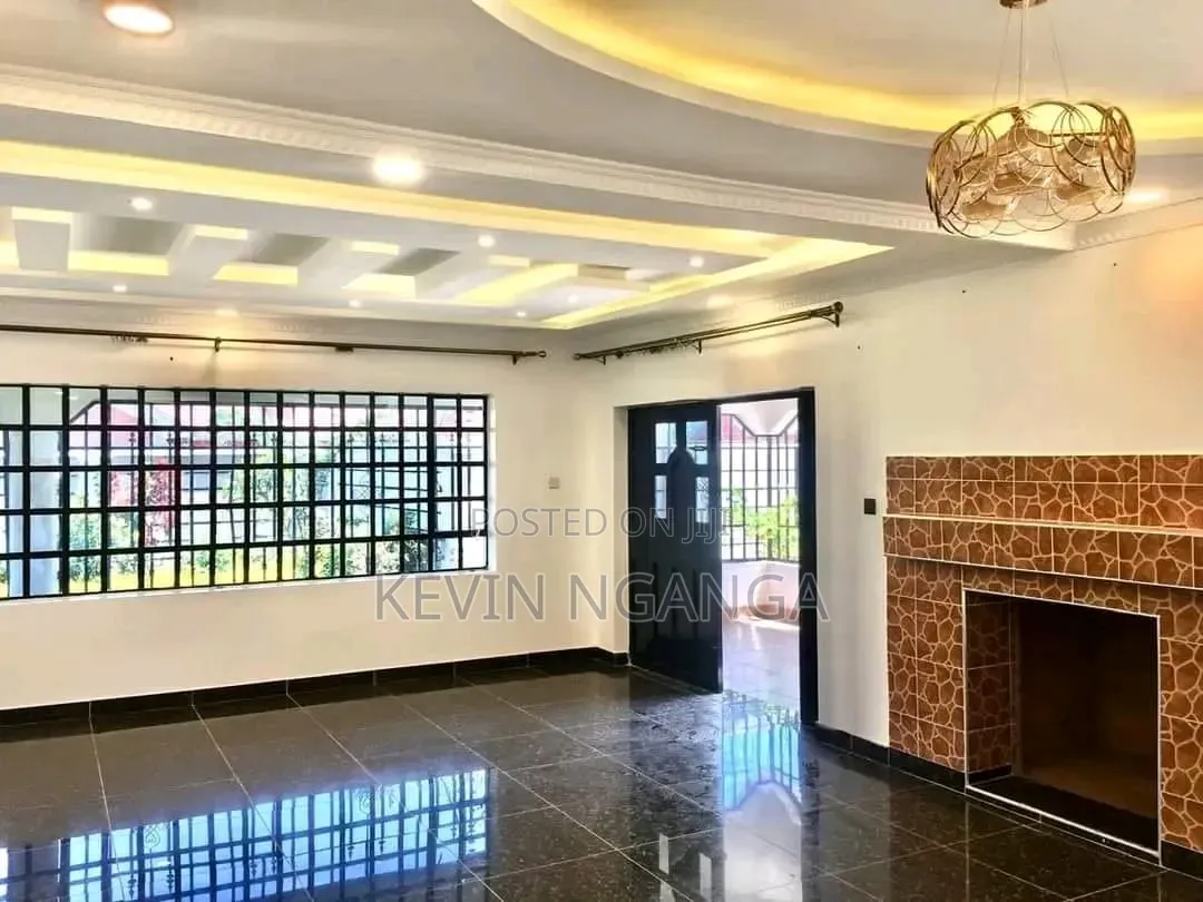 4bdrm Bungalow in Urithi Estate, Umoja for sale