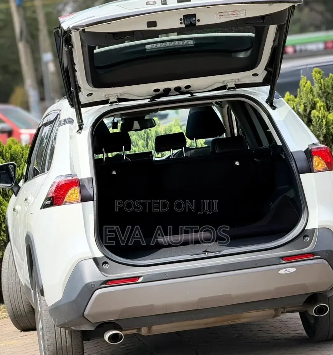 Toyota RAV4 2020 White