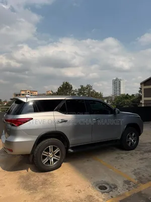 Toyota Fortuner 2019 Silver