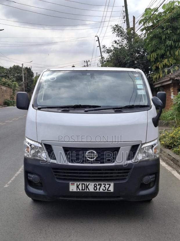 Nissan Caravan (Urvan) 2015 White