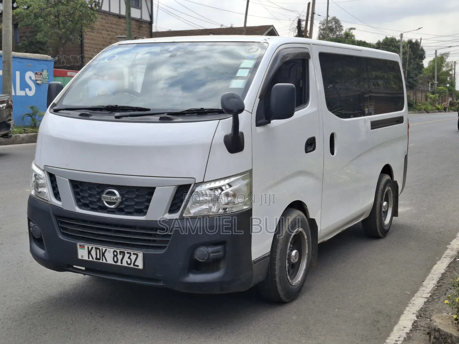 Nissan Caravan (Urvan) 2015 White