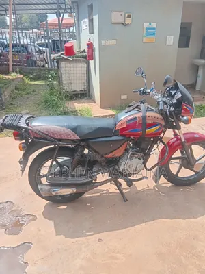 Bajaj Boxer 150 UG 2020 Red