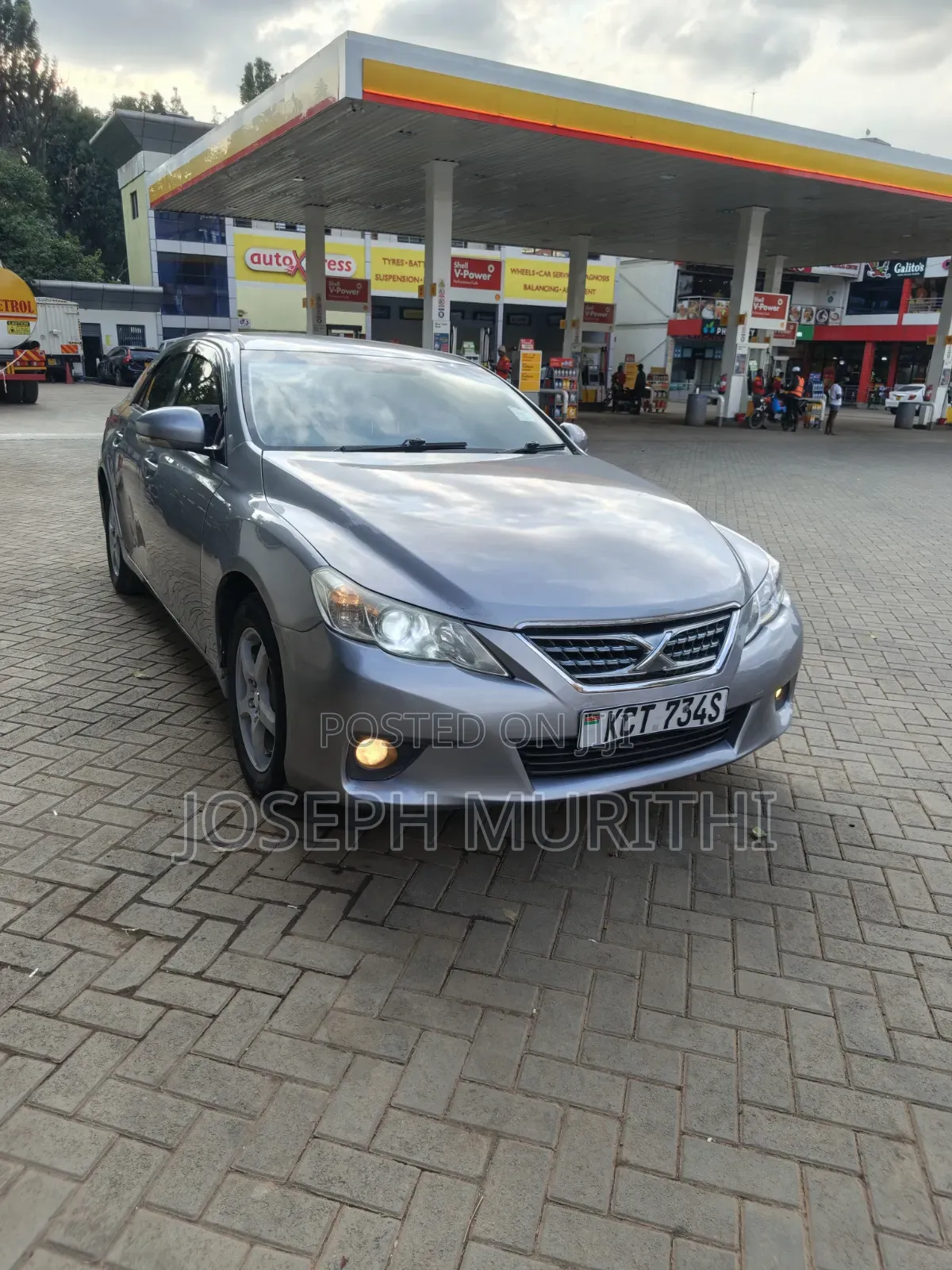 Toyota Mark X 2.5 AWD 2012 Gray