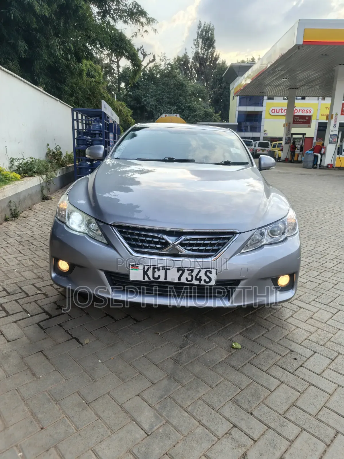 Toyota Mark X 2.5 AWD 2012 Gray