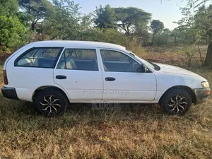 Toyota Corolla 2002 White