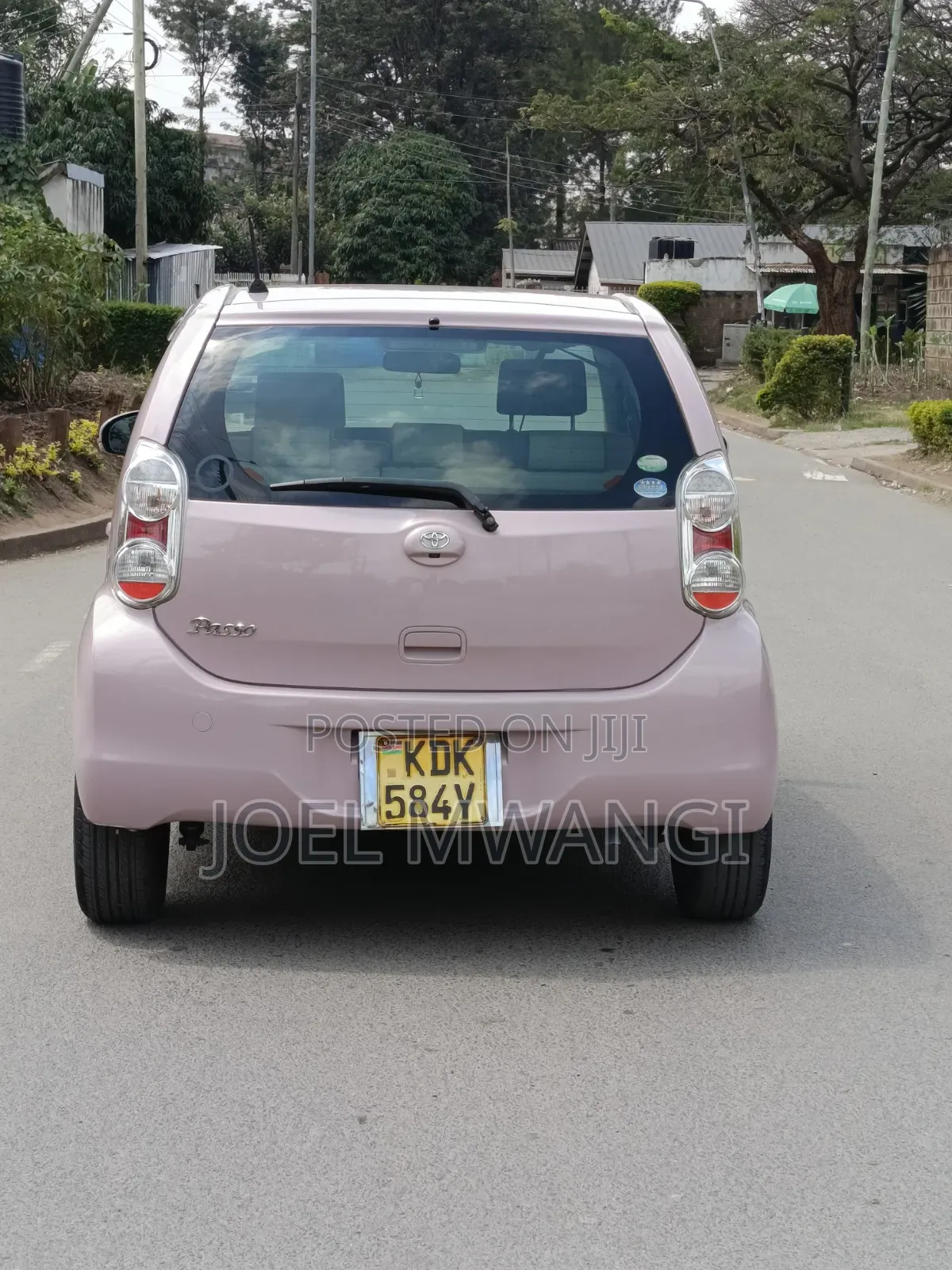 Toyota Passo 2015 Pink