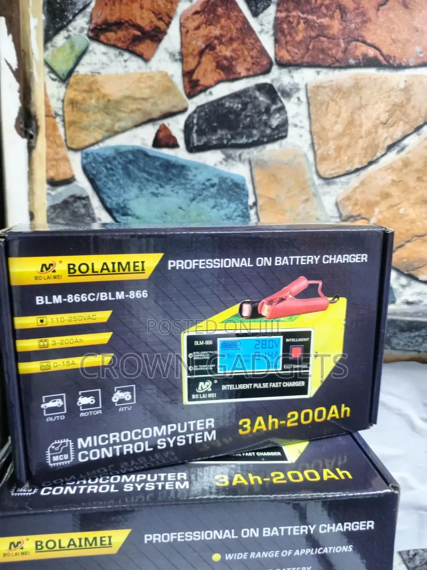 Bolaimei Smart Trickle Battery Charger and Maintainer