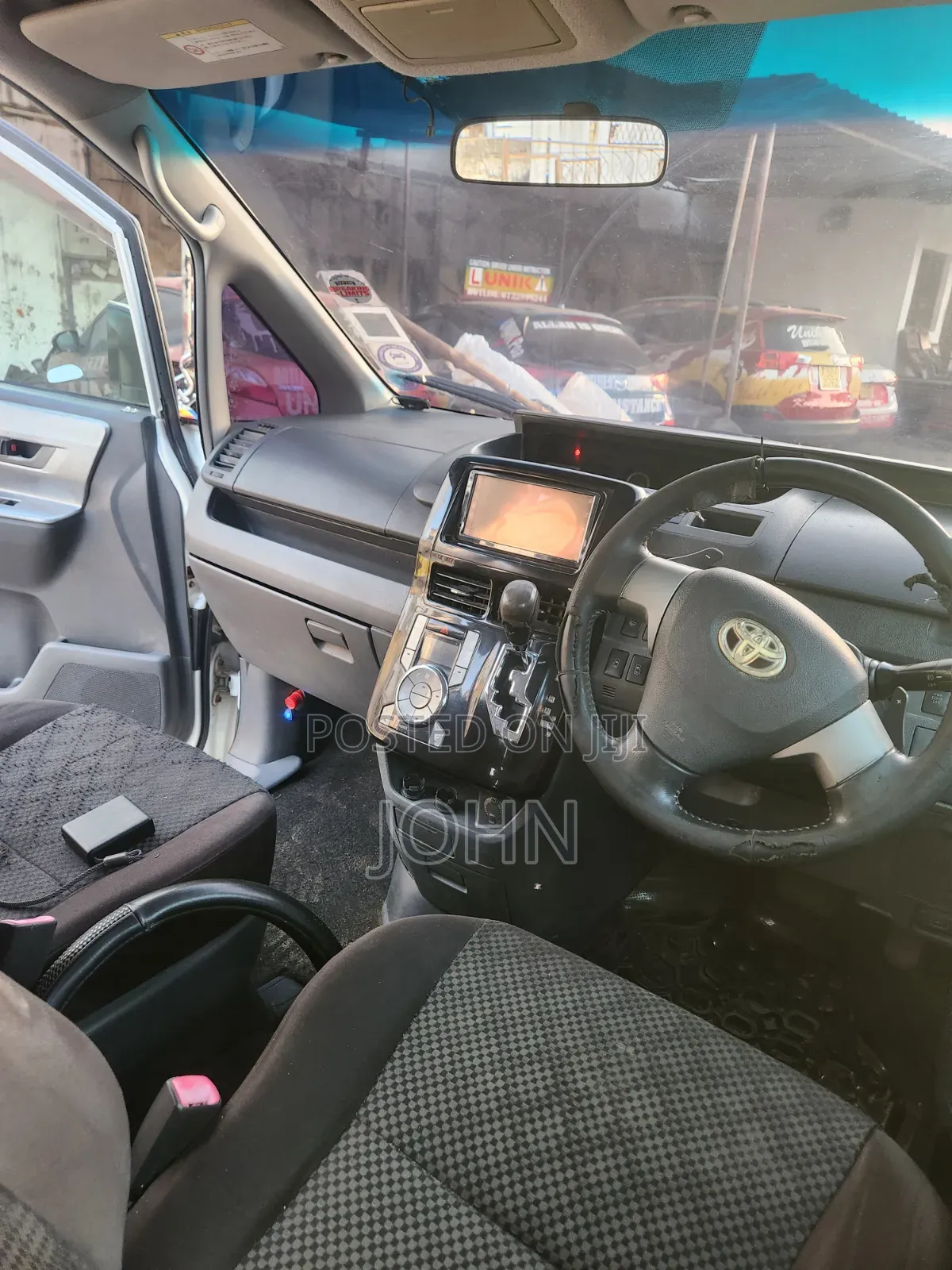 Toyota Noah 2008 Pearl