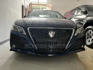Toyota Crown 2019 Blue