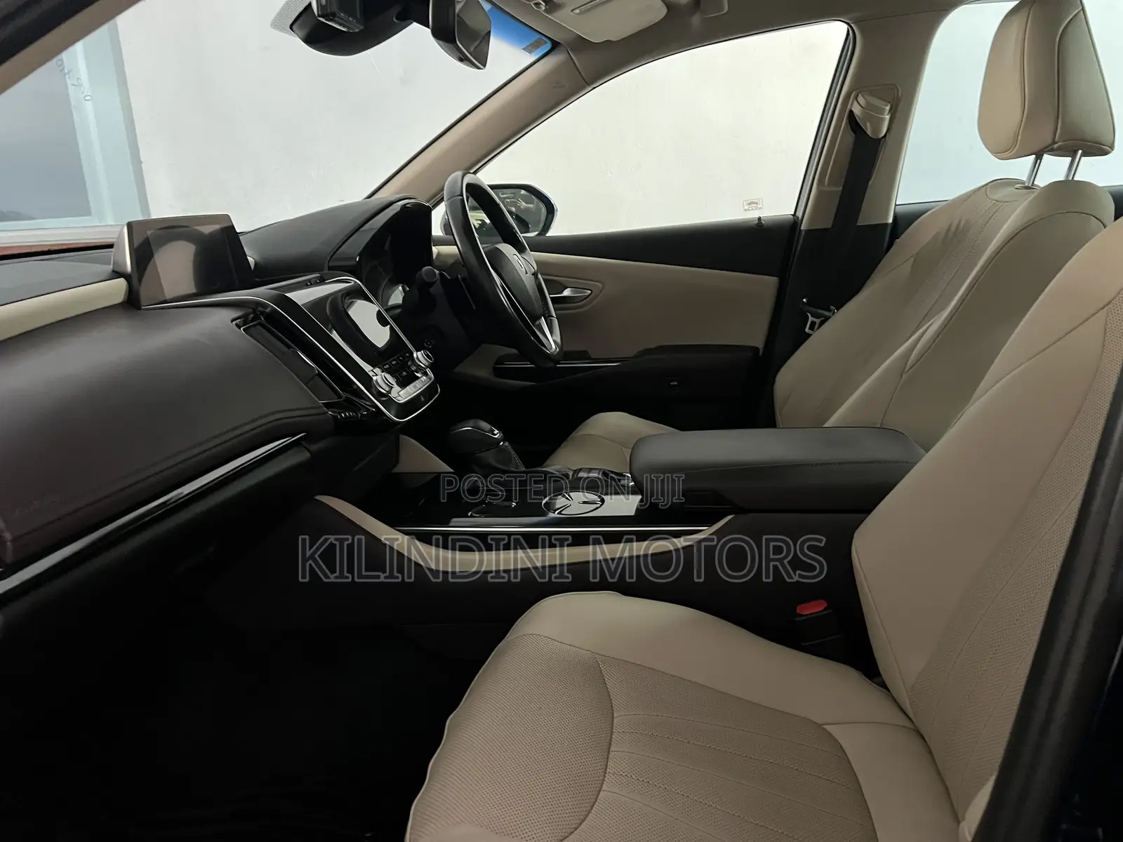 Toyota Crown 2019 Blue