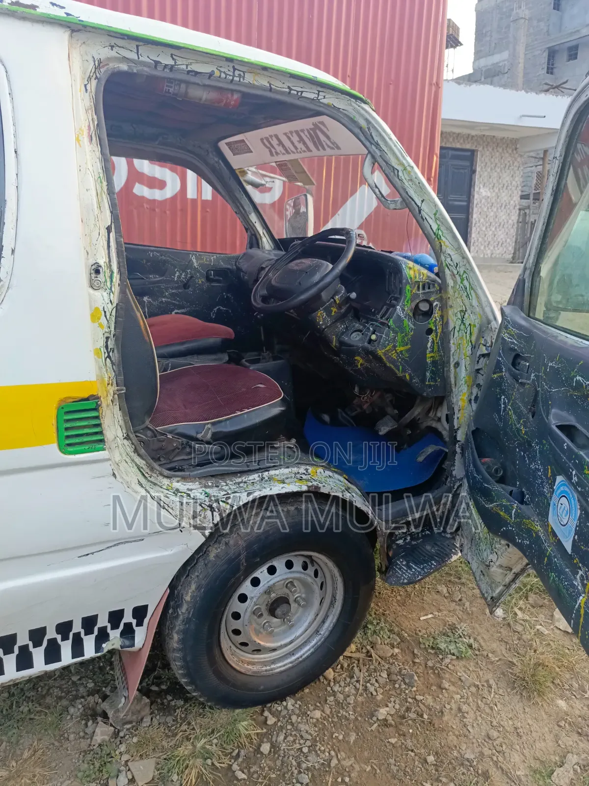 Toyota HiAce 2007 White