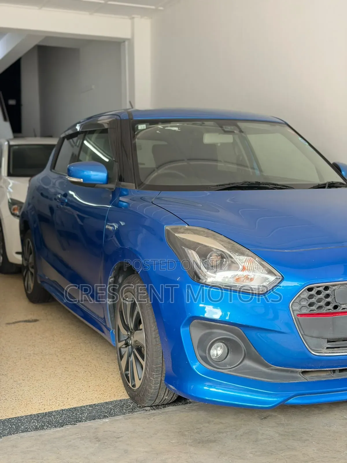 Suzuki Swift 2018 Blue