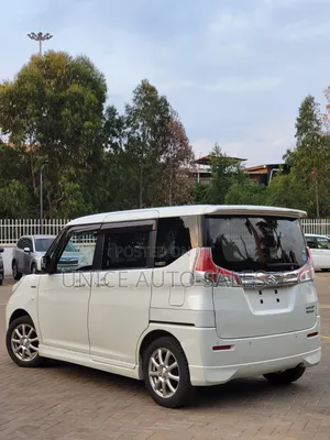 Suzuki Solio 2019 White