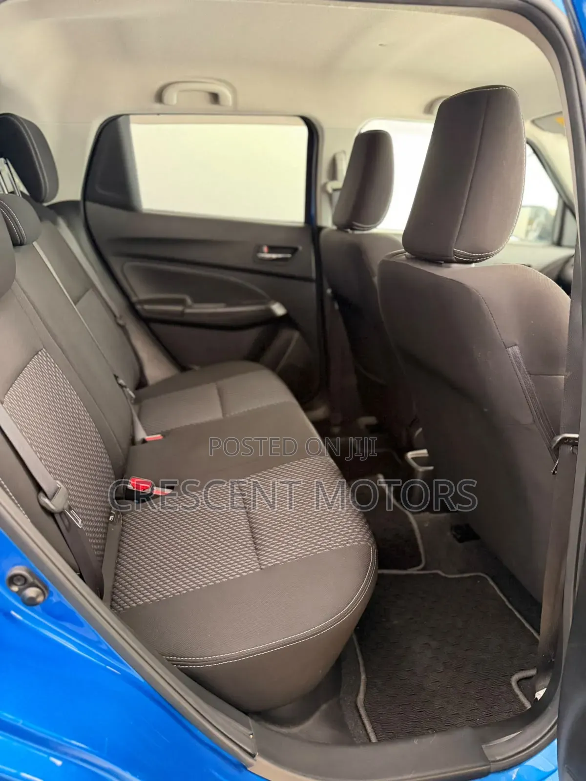Suzuki Swift 2018 Blue