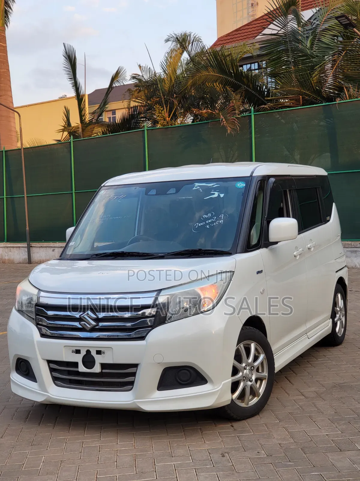 Suzuki Solio 2019 White
