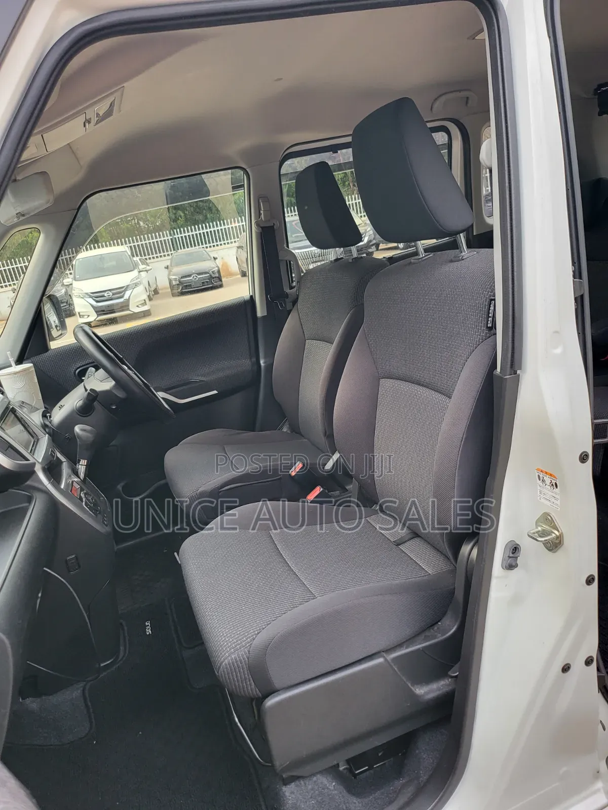 Suzuki Solio 2019 White