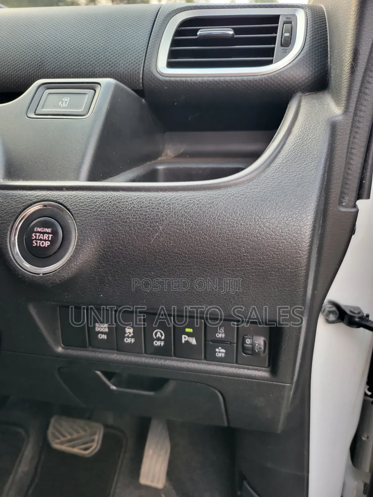 Suzuki Solio 2019 White