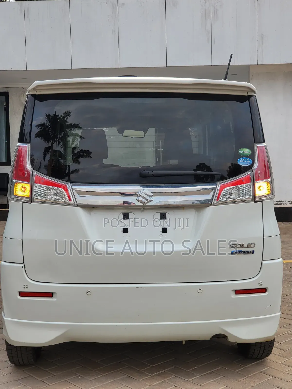 Suzuki Solio 2019 White
