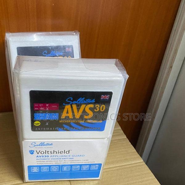 Avs 30a Automatic Voltage Switch Stabilizer Regulator Sollatek Avs30 - thumbnail 2