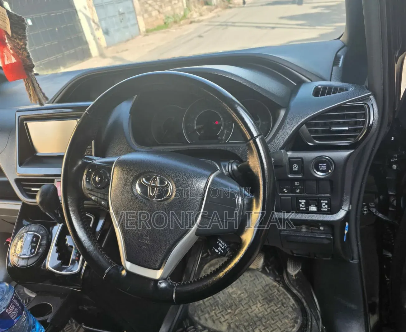 Toyota Voxy 2017 Black
