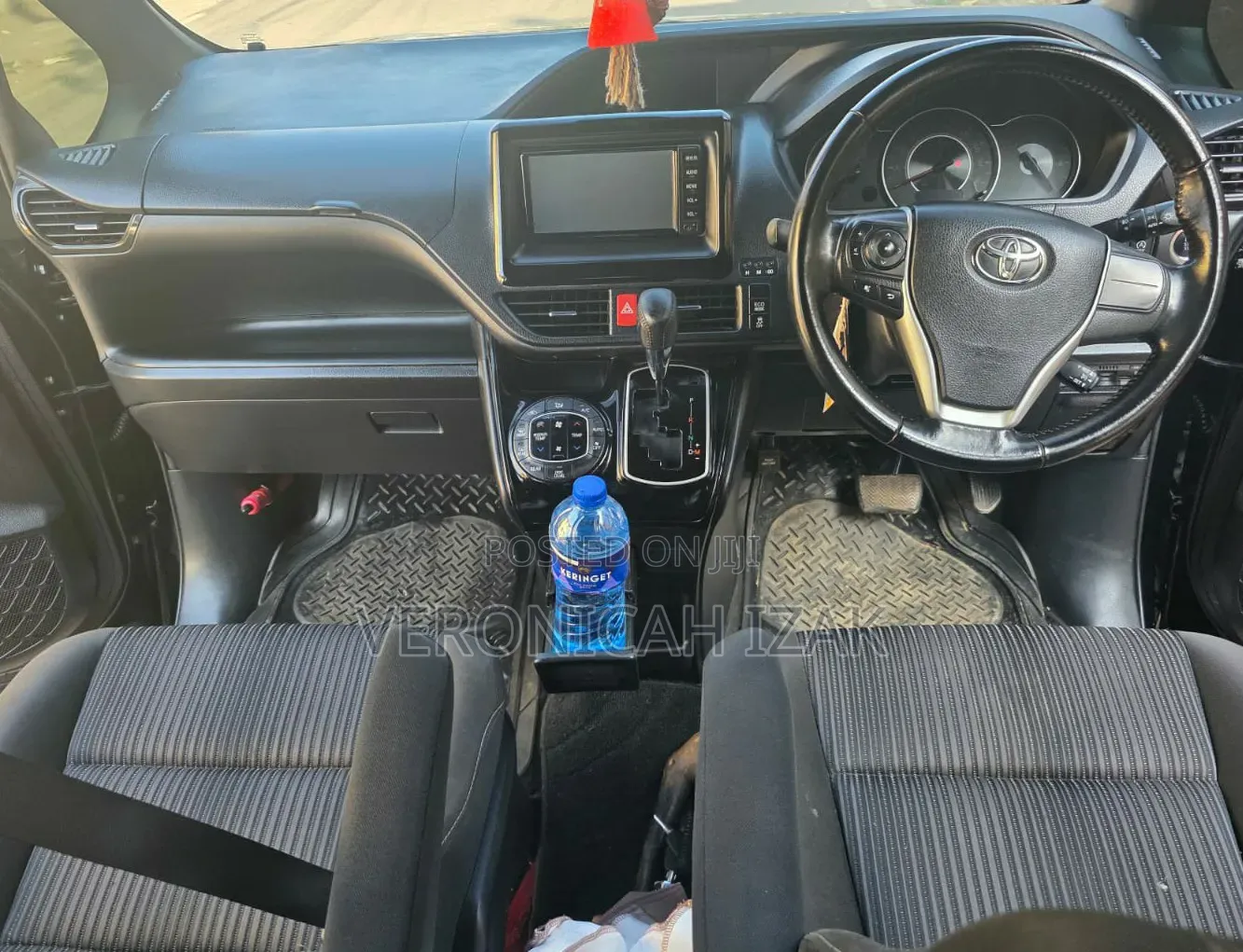 Toyota Voxy 2017 Black