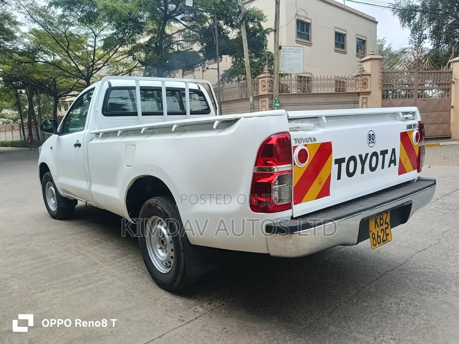 Toyota Hilux 2014 White