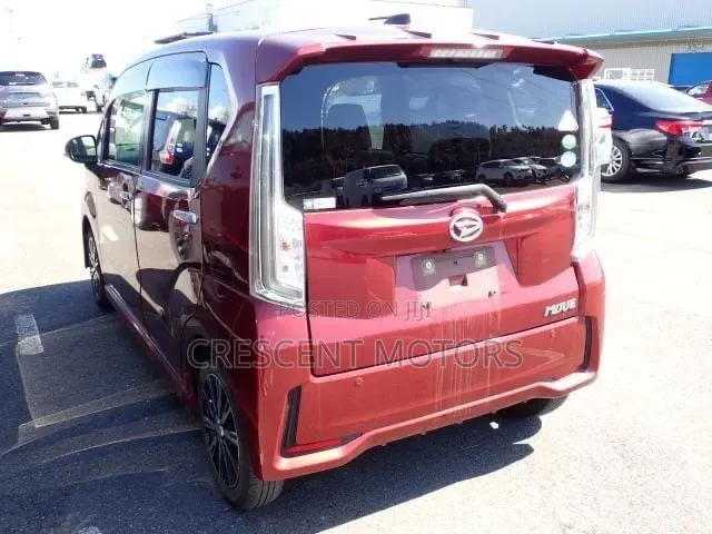 Daihatsu Move 2020 Red