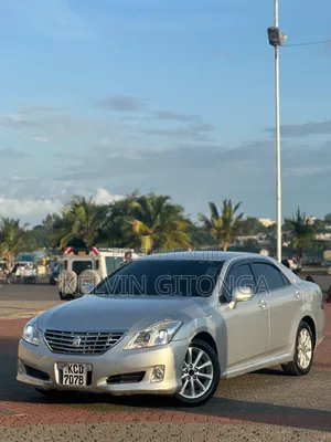 Toyota Crown 2009 Silver