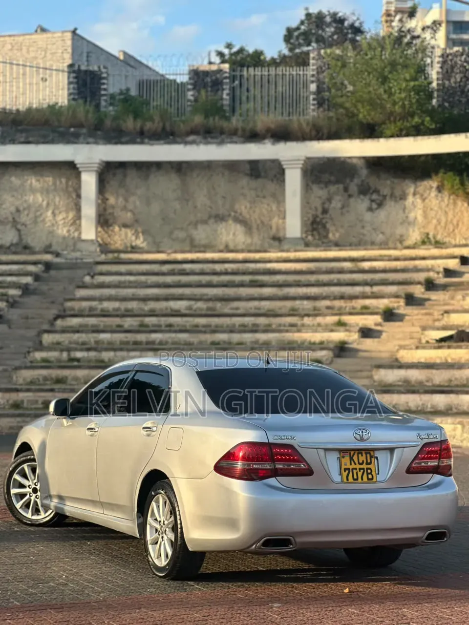 Toyota Crown 2009 Silver