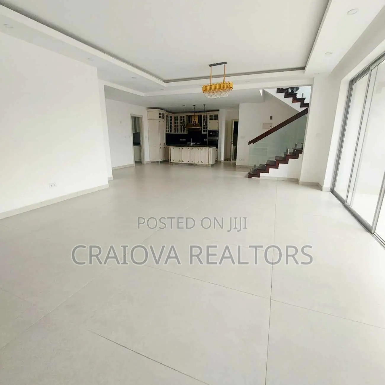 4bdrm Duplex in Spring Valley for rent