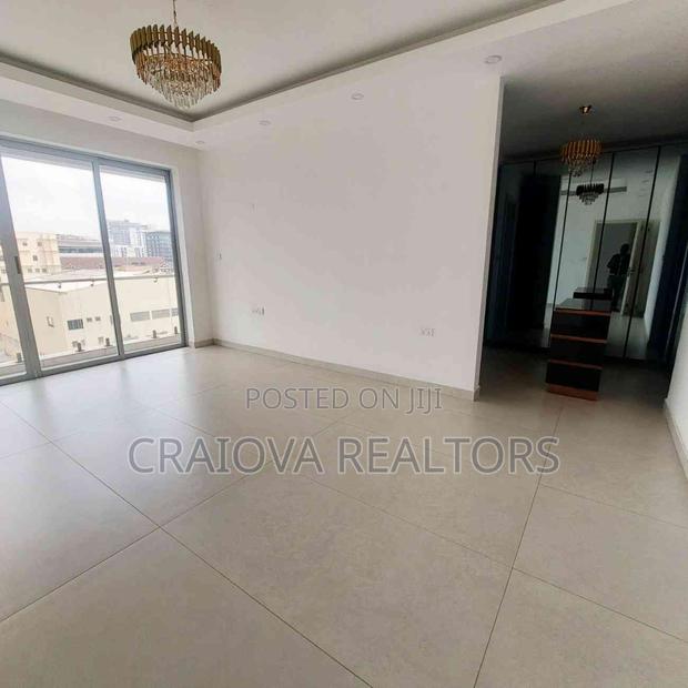 4bdrm Duplex in Spring Valley for rent - thumbnail 12