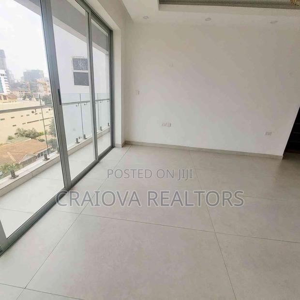 4bdrm Duplex in Spring Valley for rent - thumbnail 15