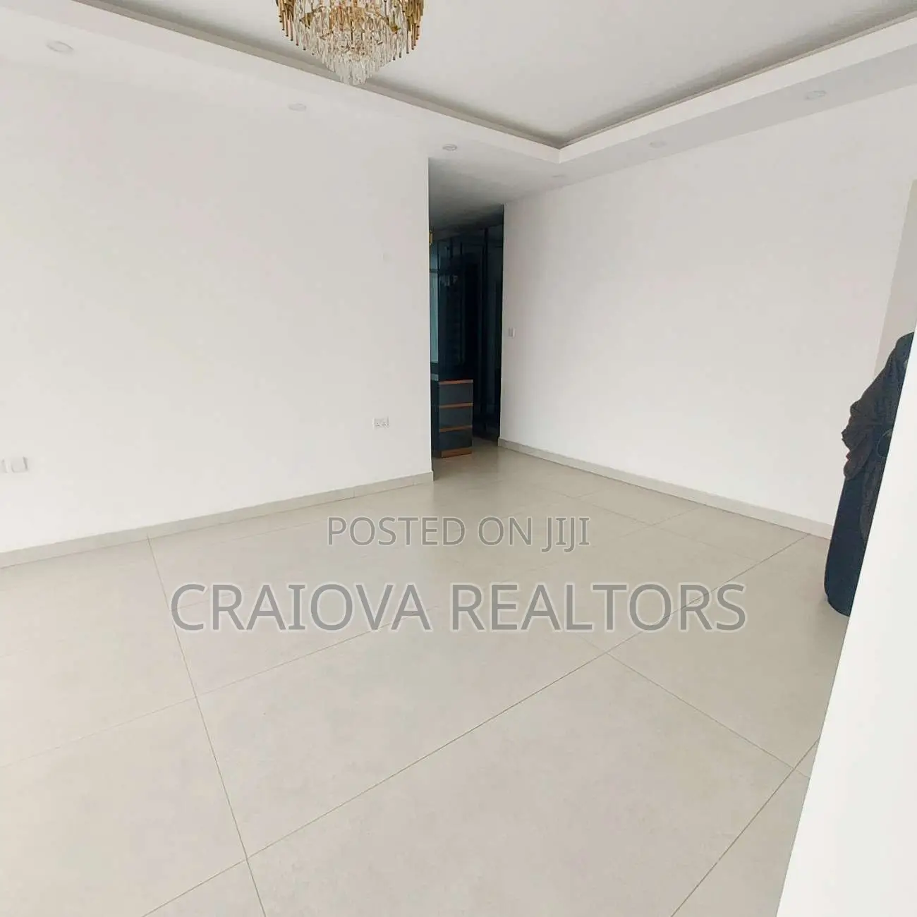 4bdrm Duplex in Spring Valley for rent