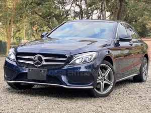 Mercedes-Benz C220 Classic 2018 Blue