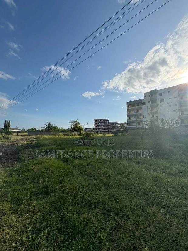 Prime Plot on Sale Bamburi Utange - thumbnail 6