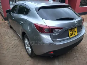 Mazda Axela SV Premium 2014 Gray