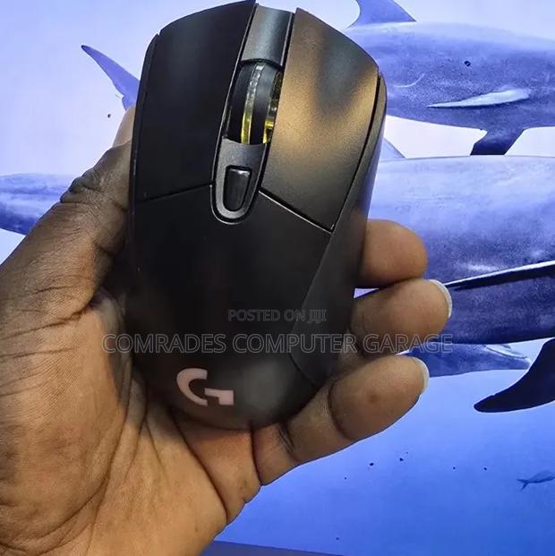 Wireless Rechargeable Mouse With RGB Lighting - thumbnail 3