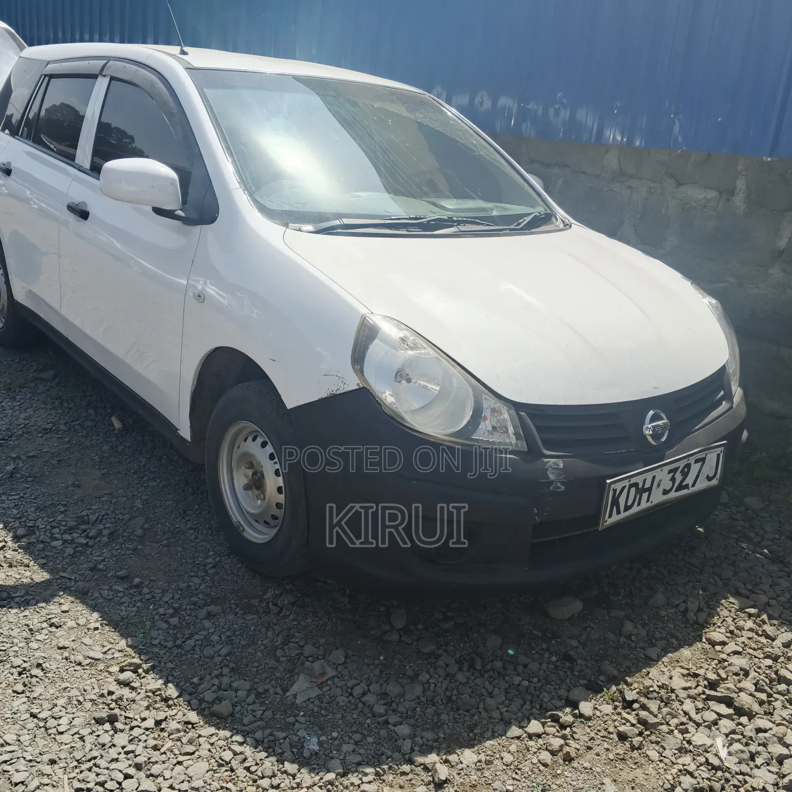 Nissan Advan 2014 White
