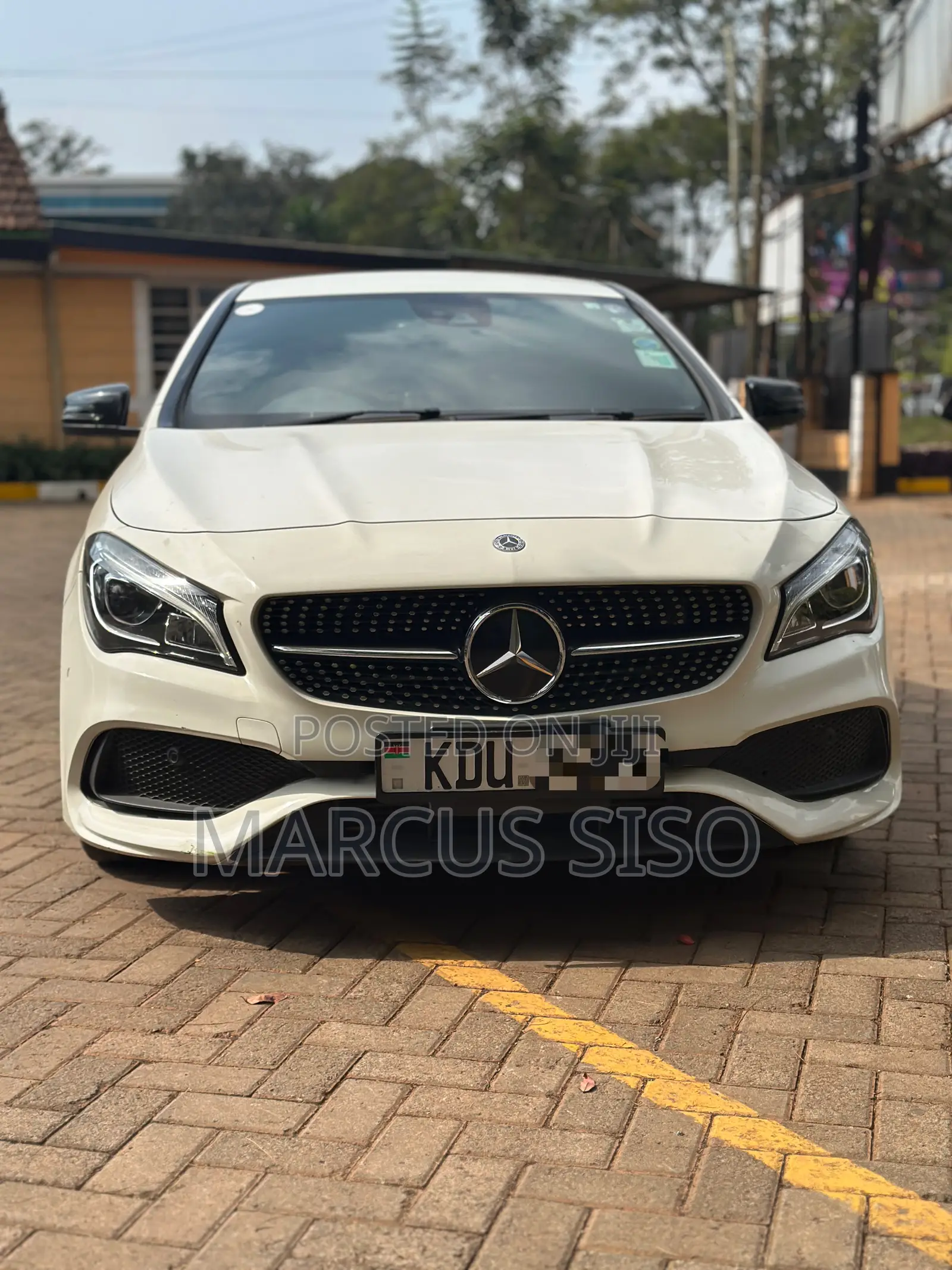 Mercedes-Benz CLA-Class CLA 180 Sedan 2018 White