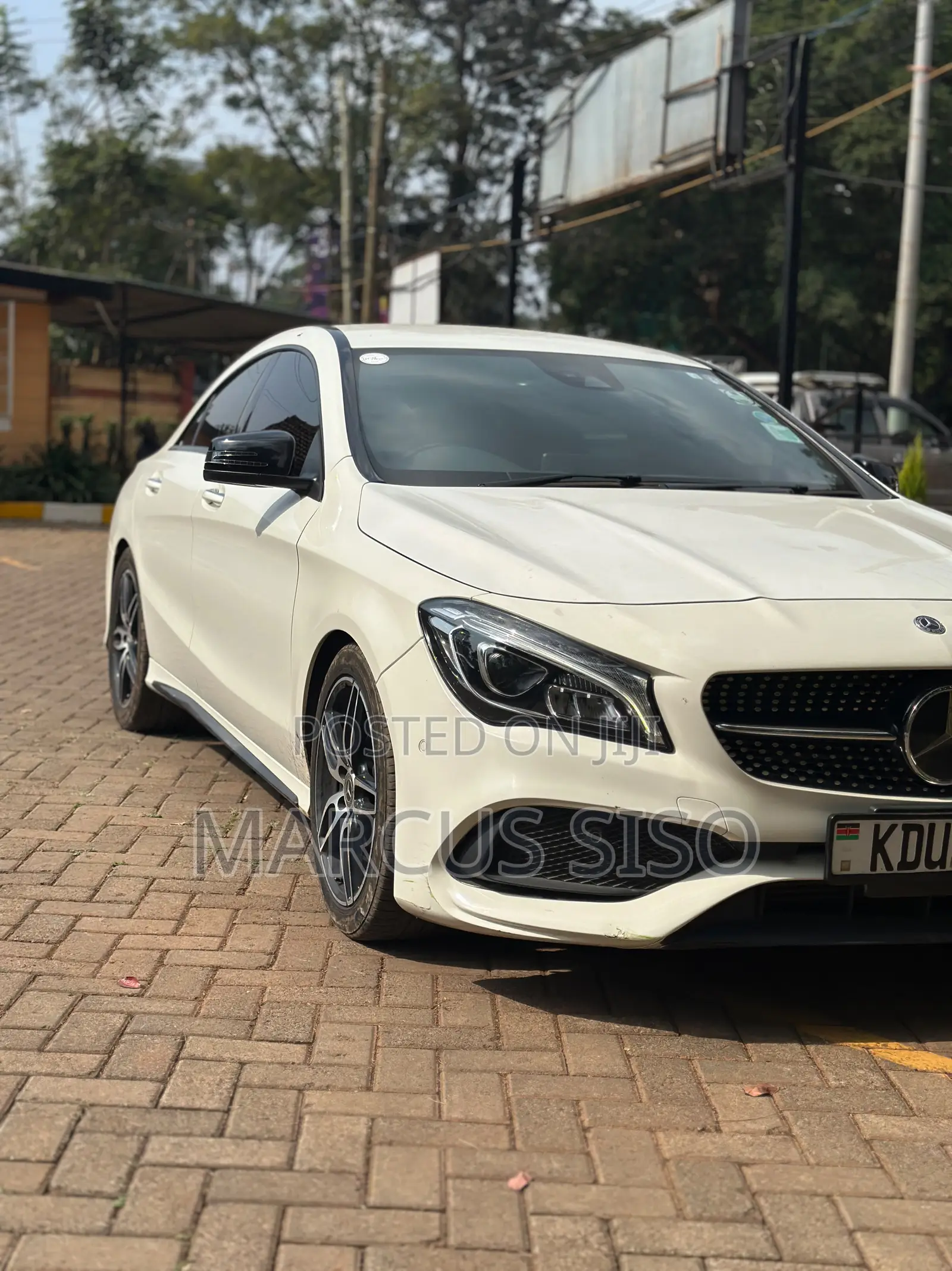 Mercedes-Benz CLA-Class CLA 180 Sedan 2018 White