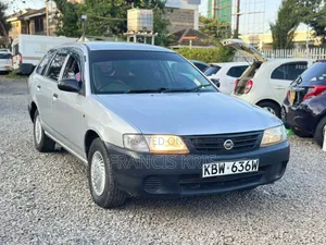 Nissan Advan 2003 Silver