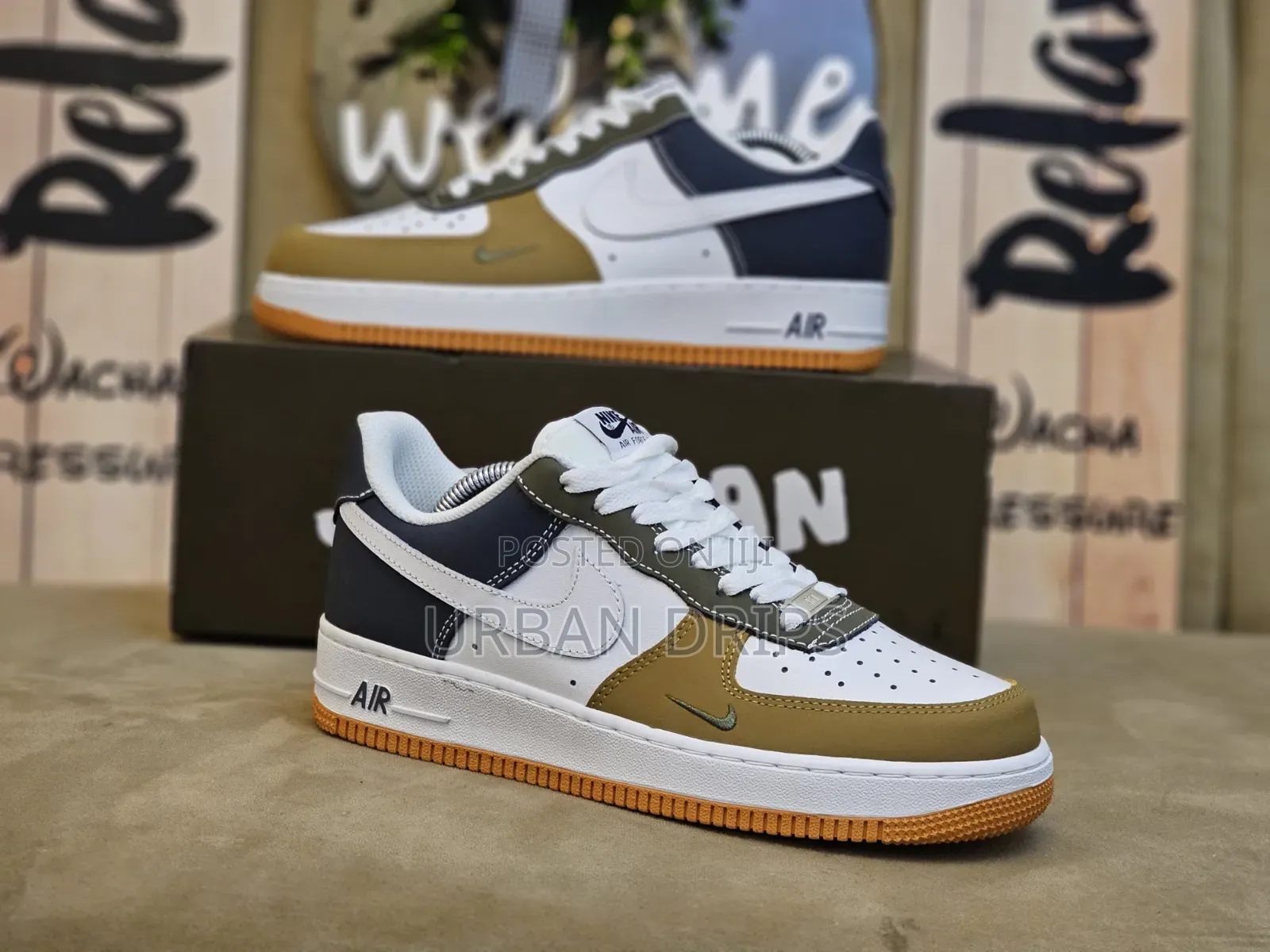 Nike Air Force 1