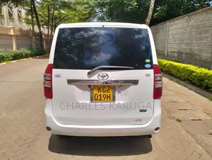 Toyota Noah 2013 White