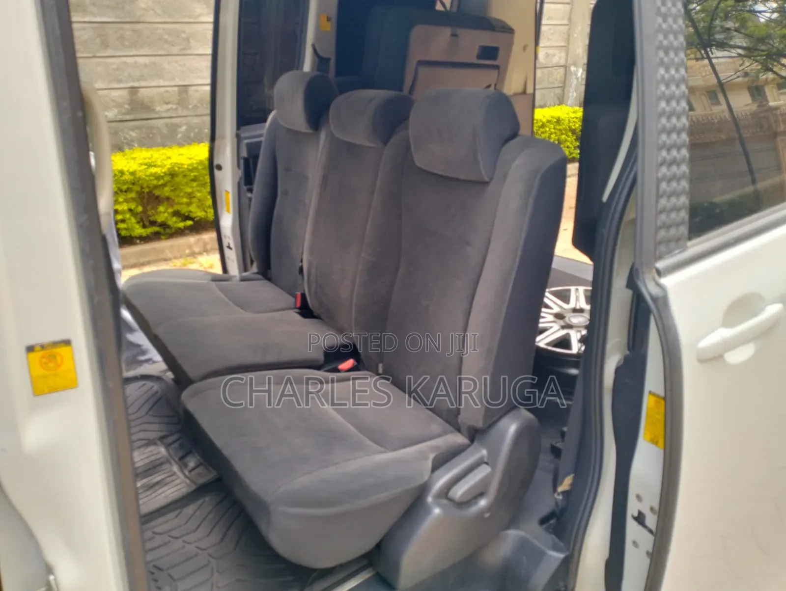 Toyota Noah 2013 White