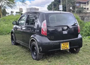 Toyota Passo 2010 Black